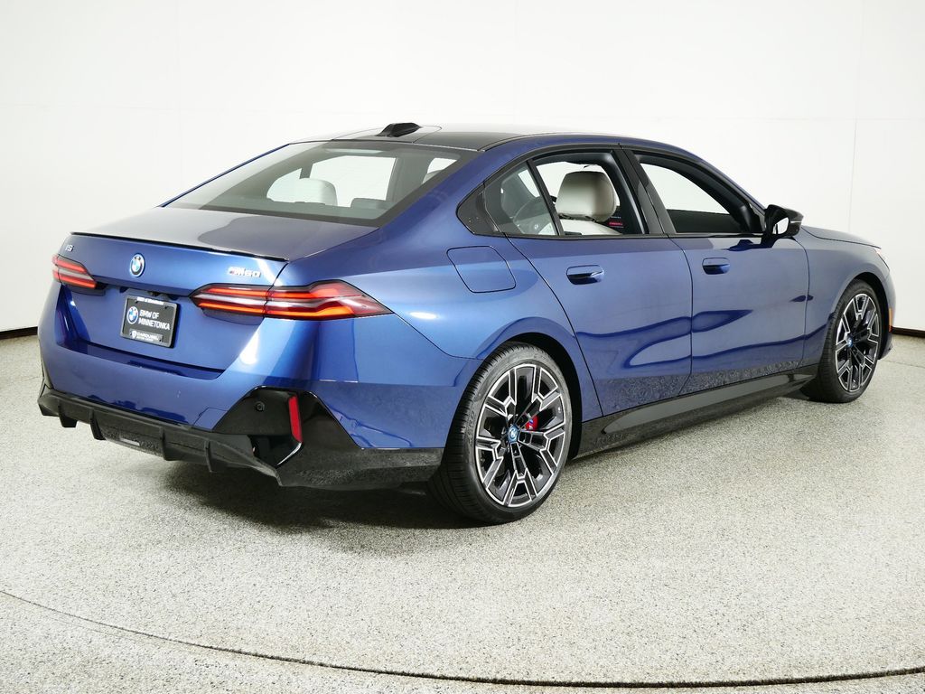 Thumbnail: 2024 BMW i5 - 10