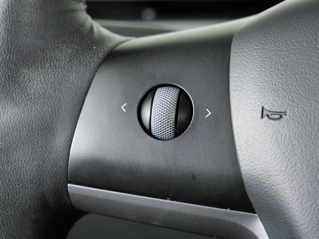 Thumbnail: 2021 Tesla Model Y - 38