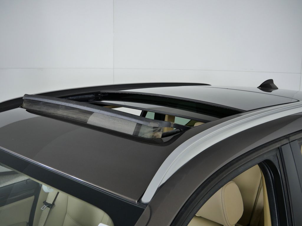 Thumbnail: 2014 BMW X3 - 19