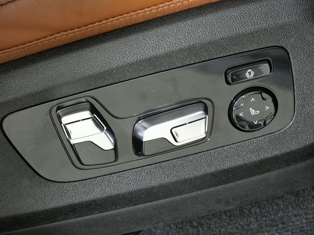 Thumbnail: 2024 BMW X5 - 27