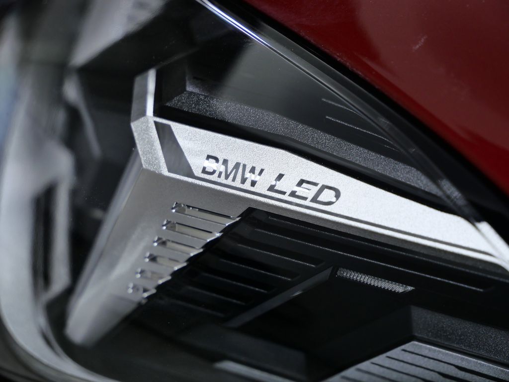 Thumbnail: 2025 BMW i4 - 5