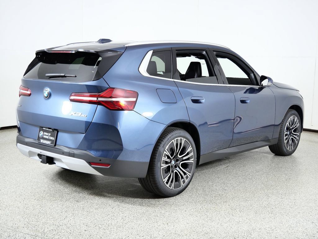 Thumbnail: 2026 BMW X3 - 11