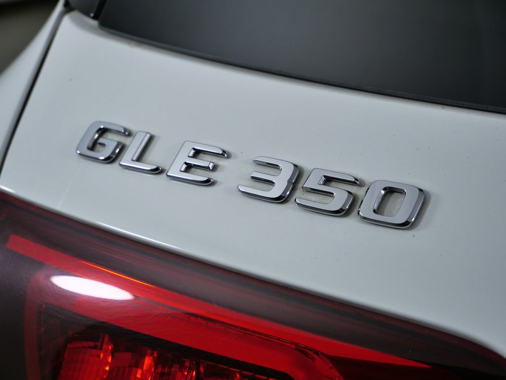 Thumbnail: 2021 Mercedes-Benz GLE - 14