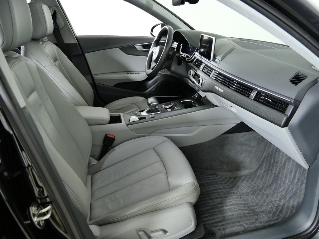 Thumbnail: 2018 Audi A4 - 21