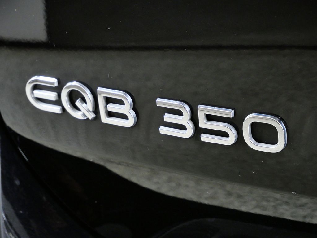 Thumbnail: 2022 Mercedes-Benz EQB - 14