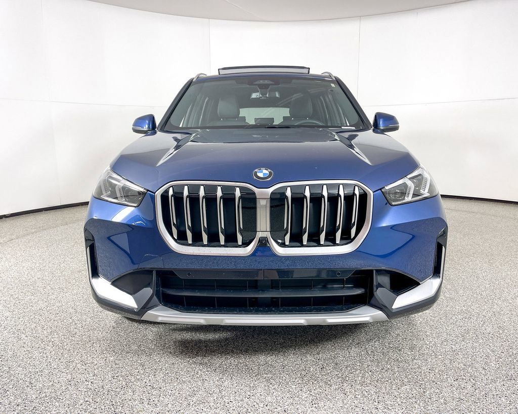 Thumbnail: 2025 BMW X1 - 8