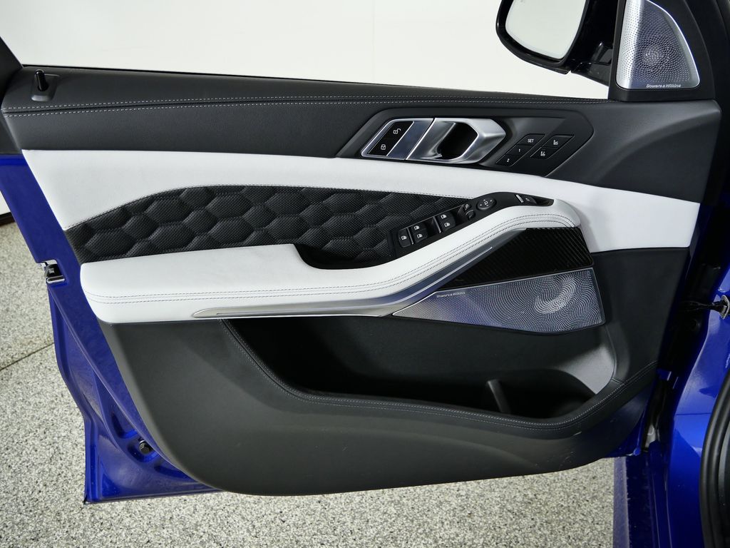 Thumbnail: 2026 BMW X5 - 34