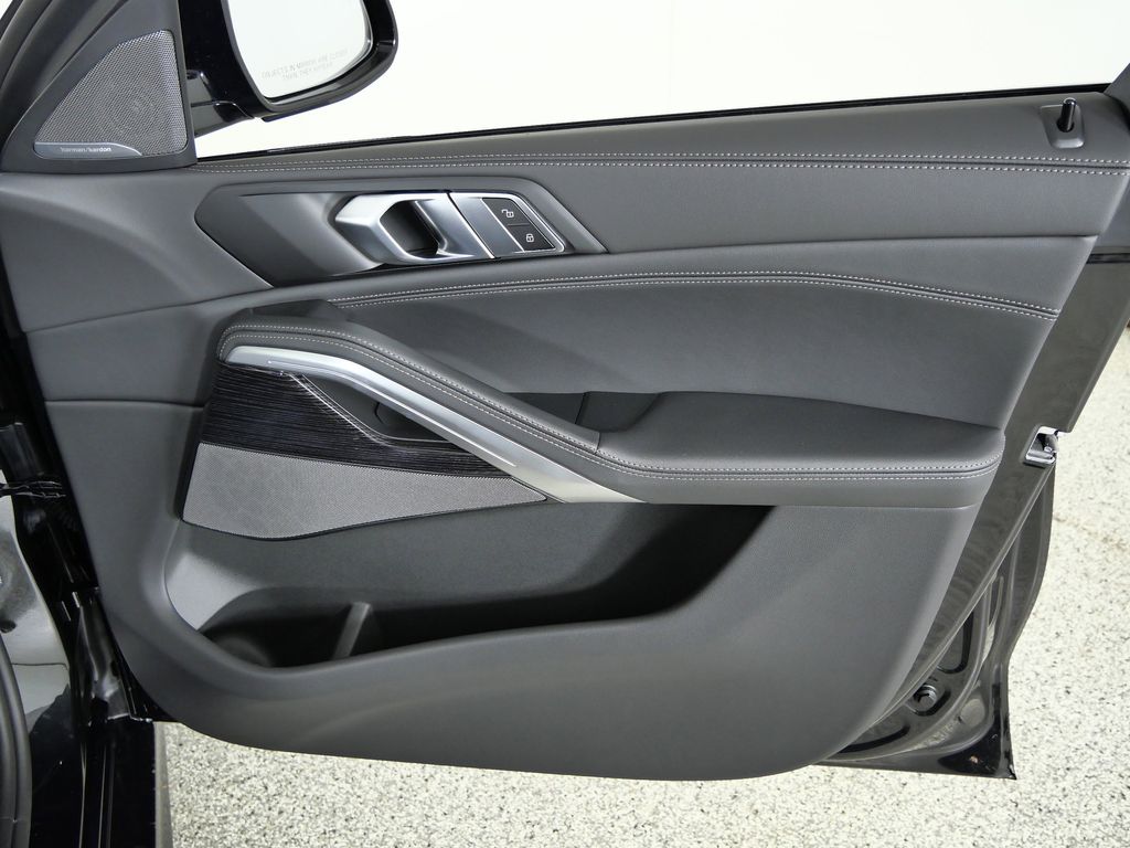 Thumbnail: 2026 BMW X6 - 19