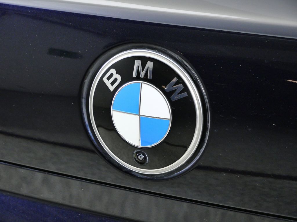 Thumbnail: 2025 BMW 7 Series - 12