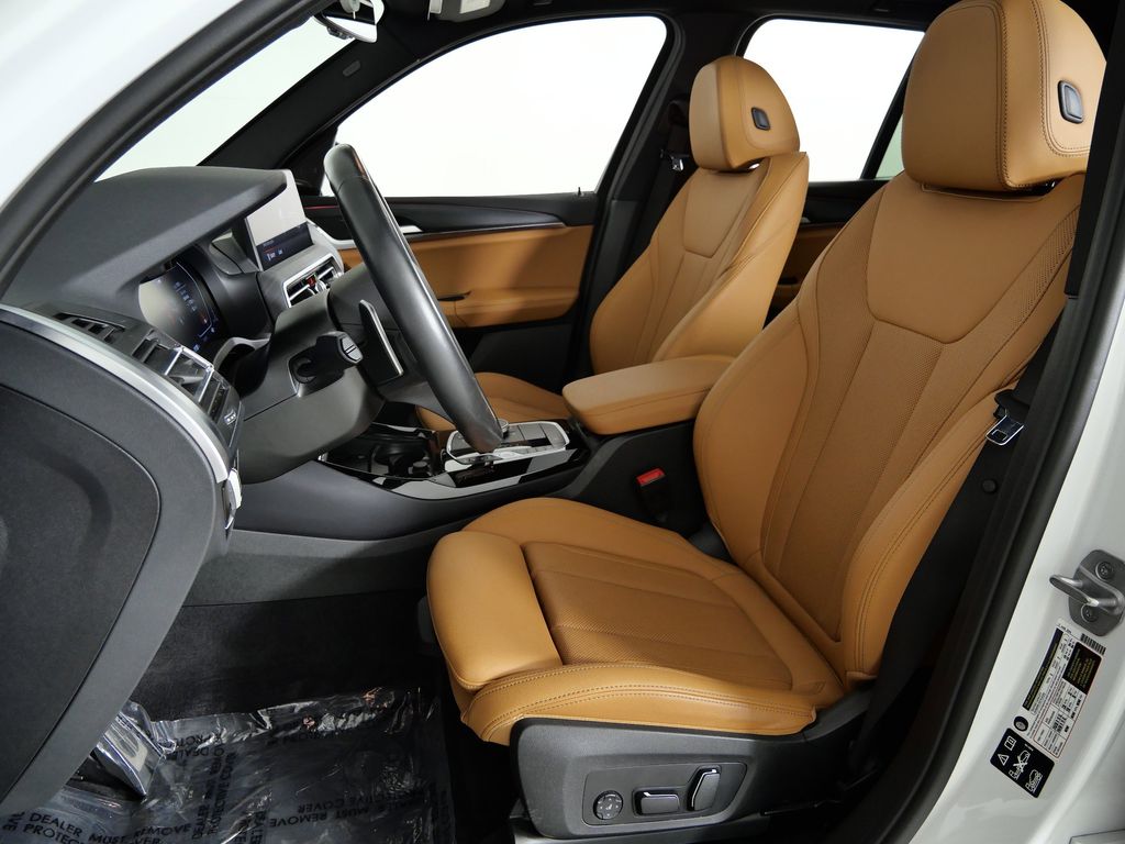 Thumbnail: 2024 BMW X3 - 39