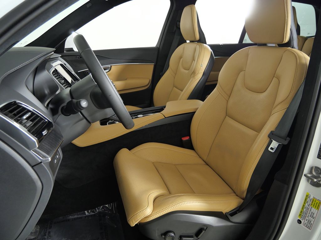 Thumbnail: 2024 Volvo XC90 - 35