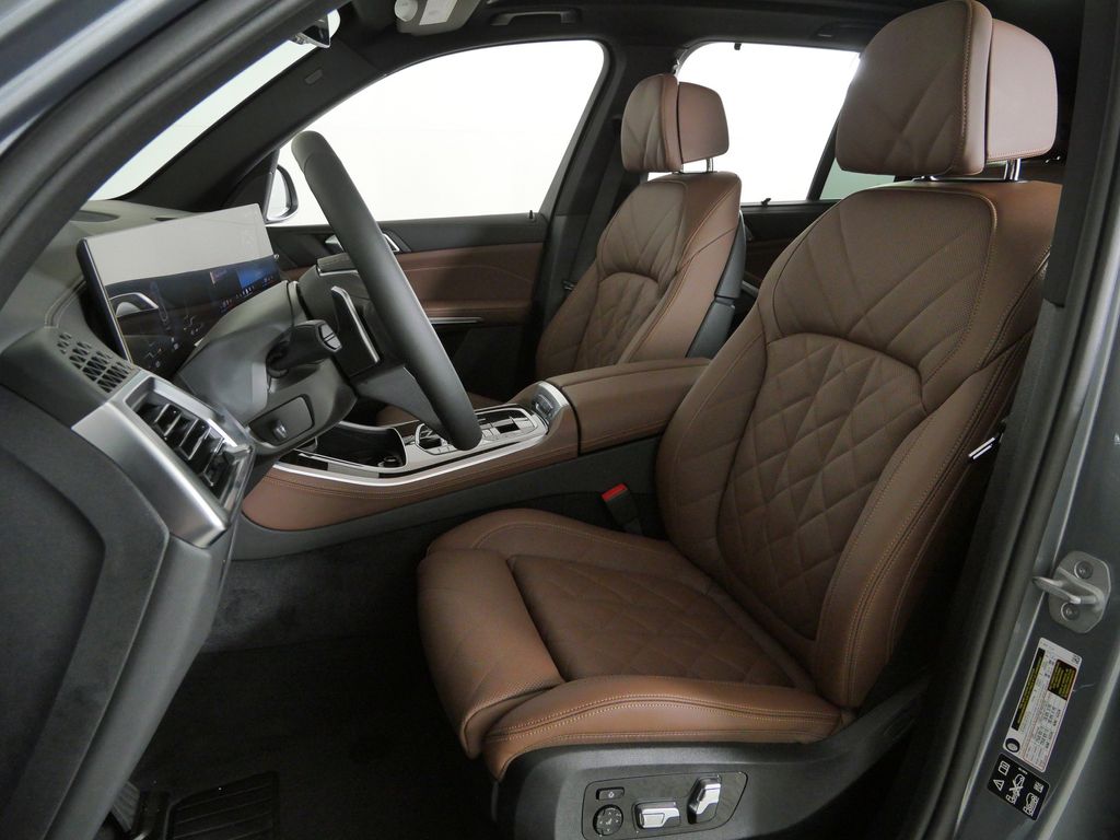 Thumbnail: 2026 BMW X5 - 36