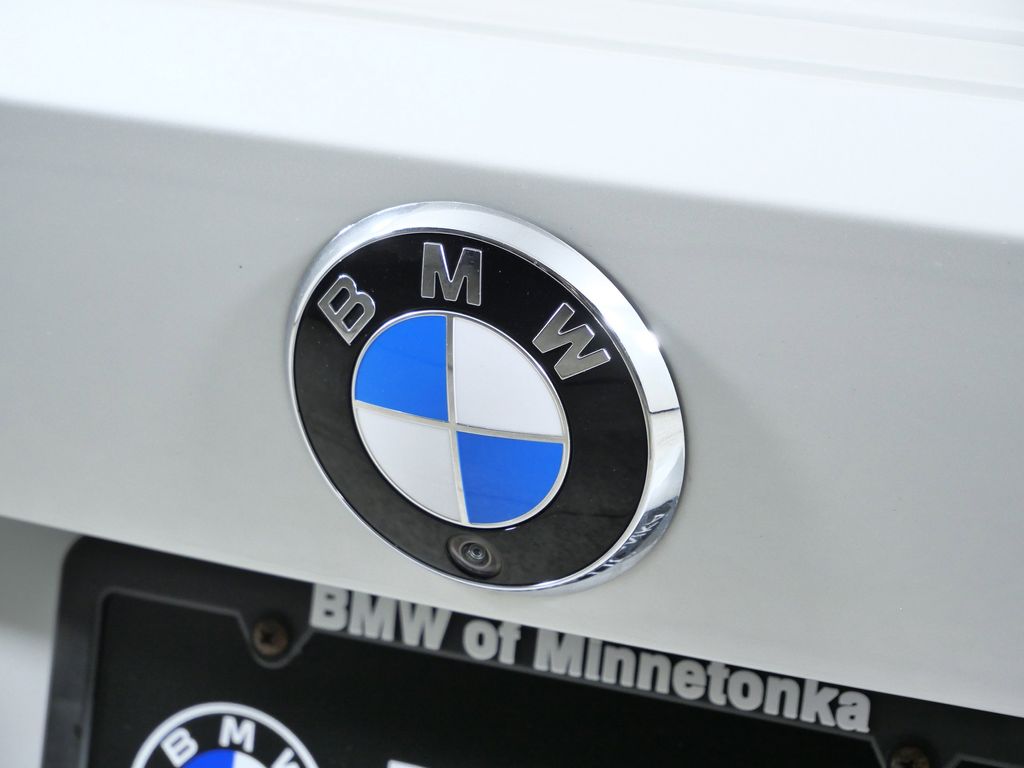 Thumbnail: 2025 BMW 4 Series - 14