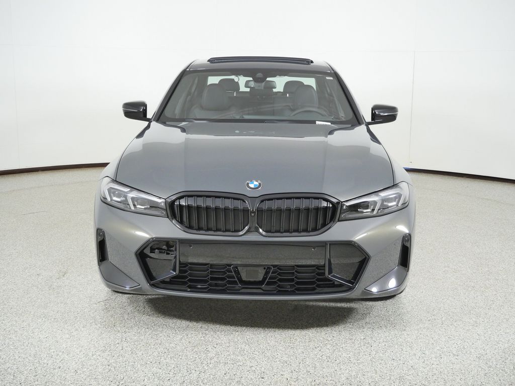 Thumbnail: 2026 BMW 3 Series - 2