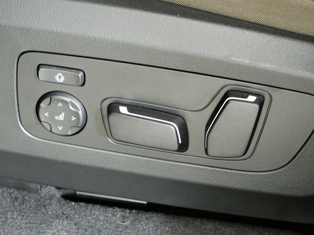 Thumbnail: 2026 BMW X3 - 39