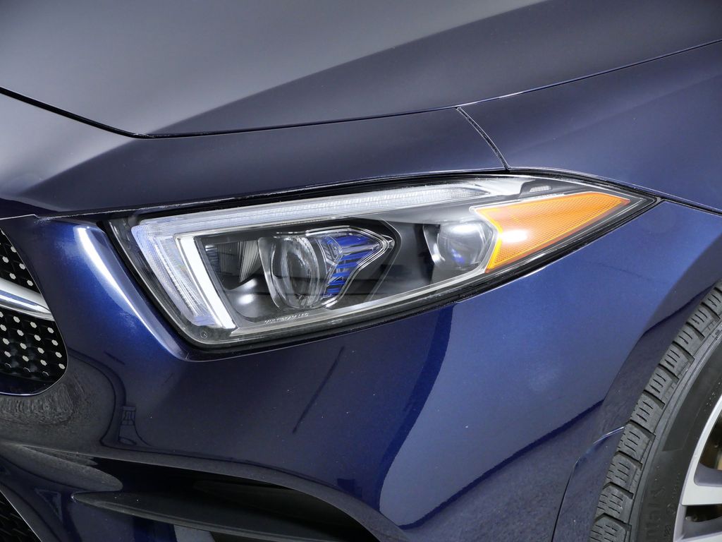 Thumbnail: 2019 Mercedes-Benz CLS - 4