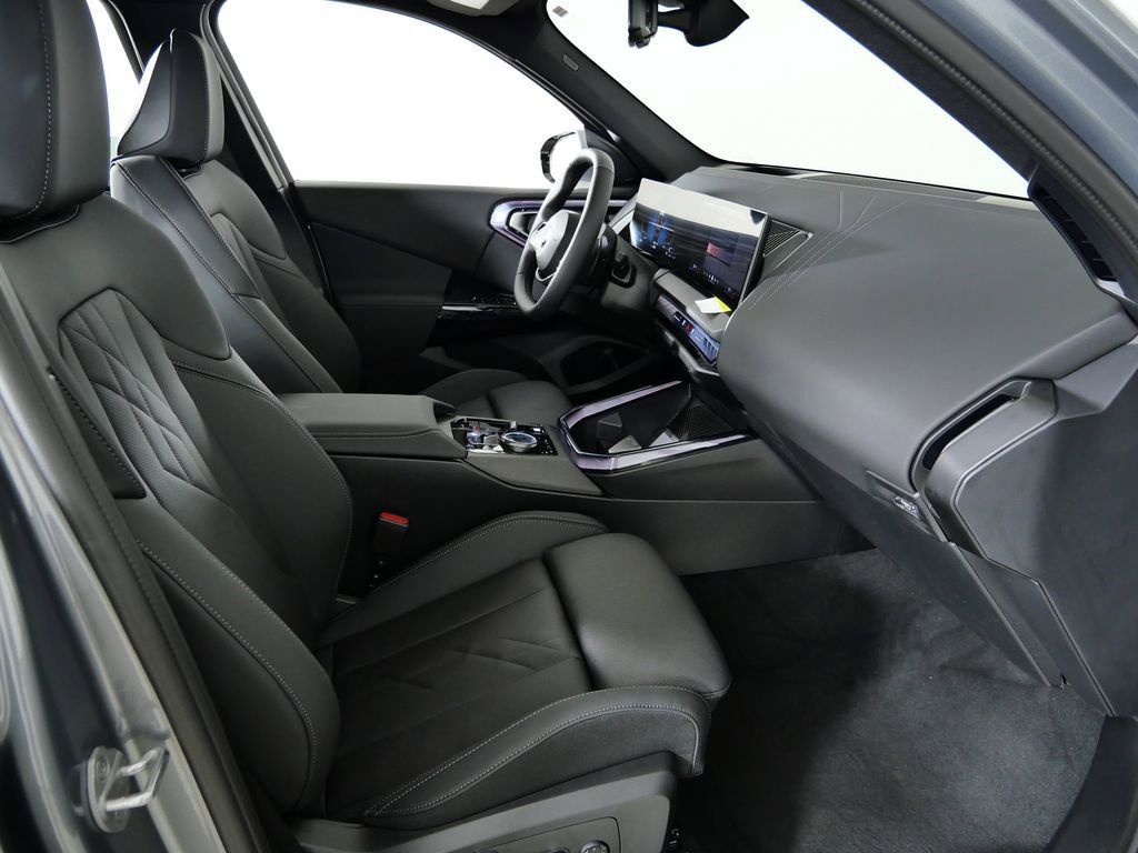 Thumbnail: 2026 BMW X3 - 23