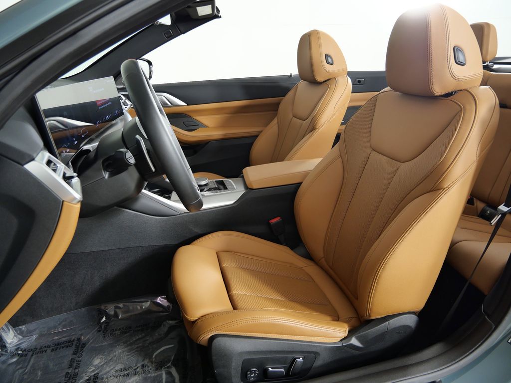 Thumbnail: 2025 BMW 4 Series - 35