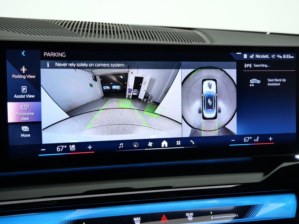 Thumbnail: 2026 BMW i5 - 49