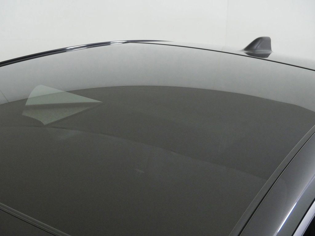 Thumbnail: 2024 Toyota Prius - 18