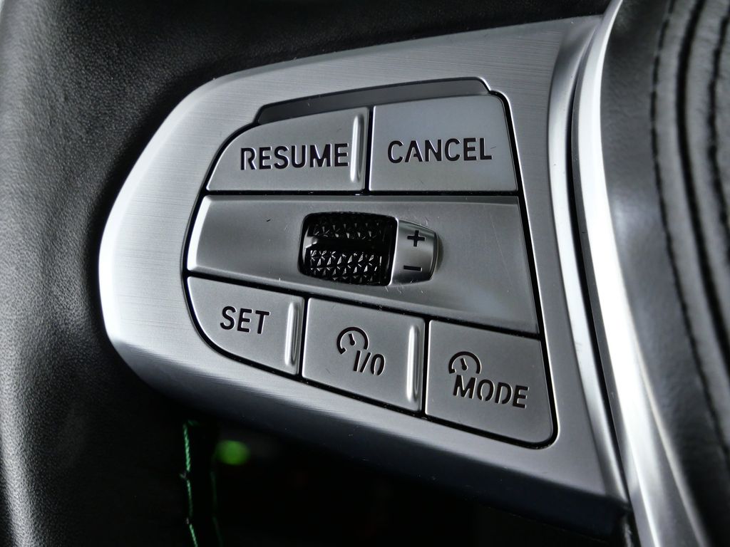 Thumbnail: 2023 BMW X7 - 47