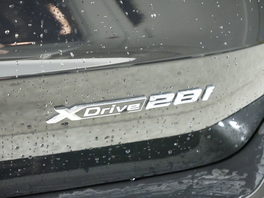 Thumbnail: 2025 BMW X1 - 13