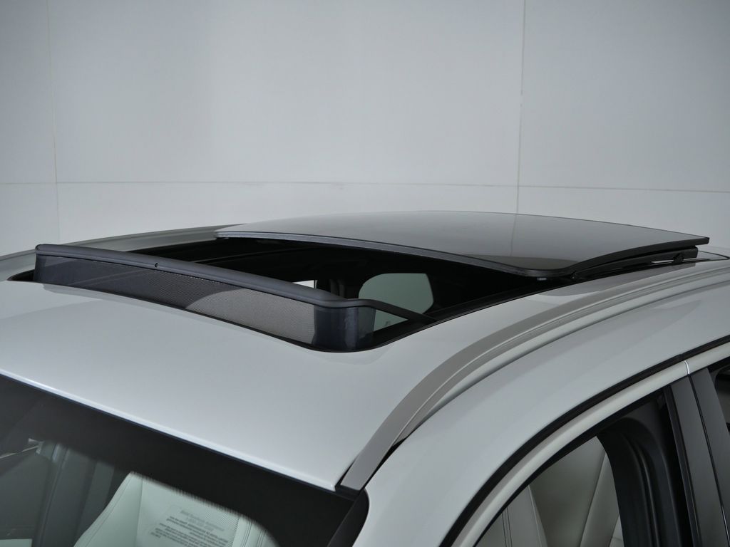 Thumbnail: 2026 BMW X1 - 18