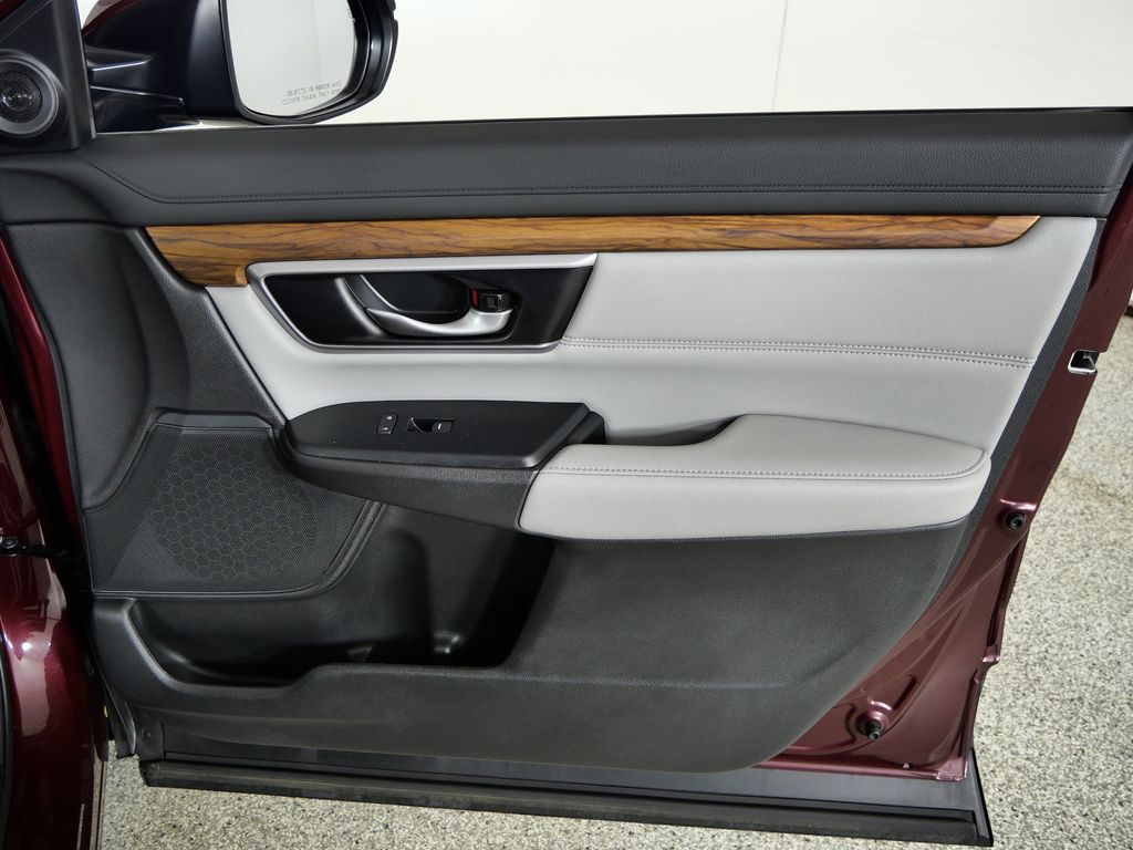 Thumbnail: 2018 Honda CR-V - 20