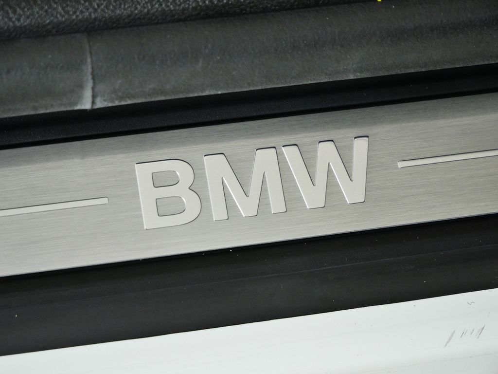 Thumbnail: 2026 BMW 3 Series - 23