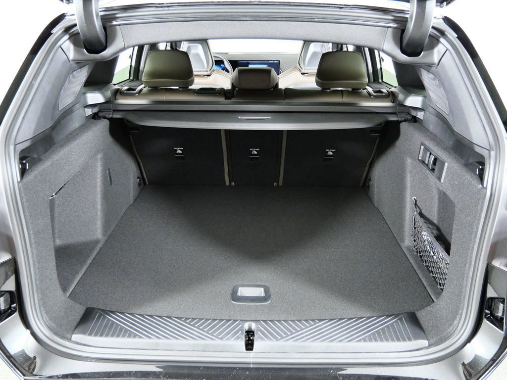 Thumbnail: 2026 BMW X3 - 29