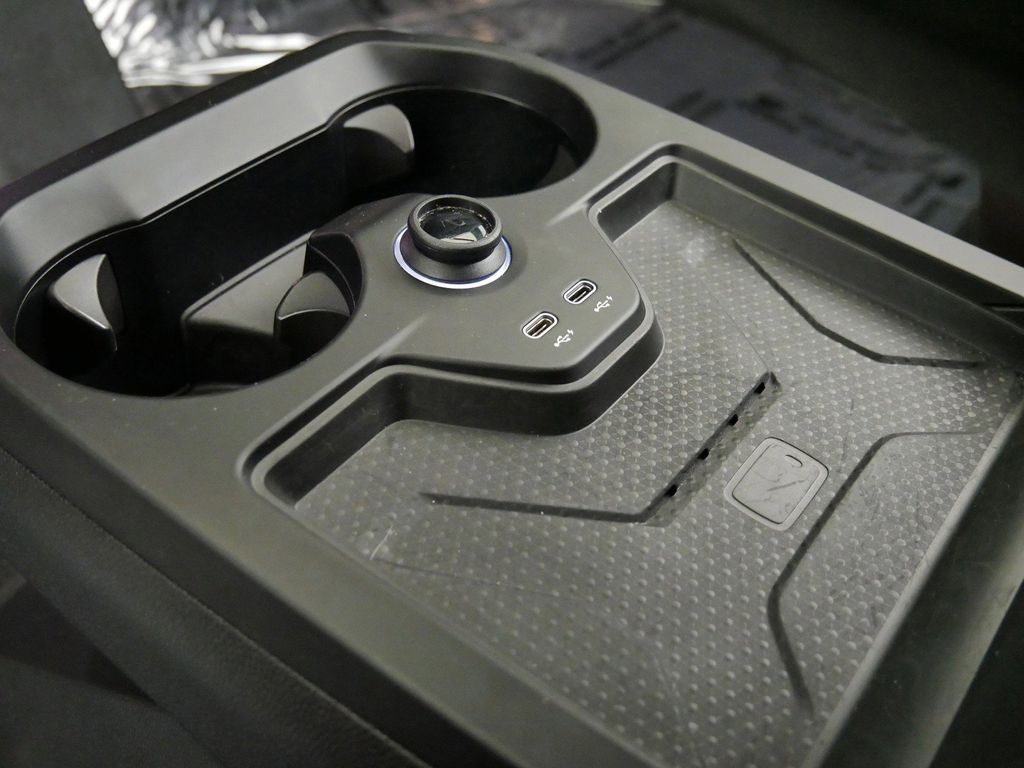 Thumbnail: 2023 BMW iX - 50