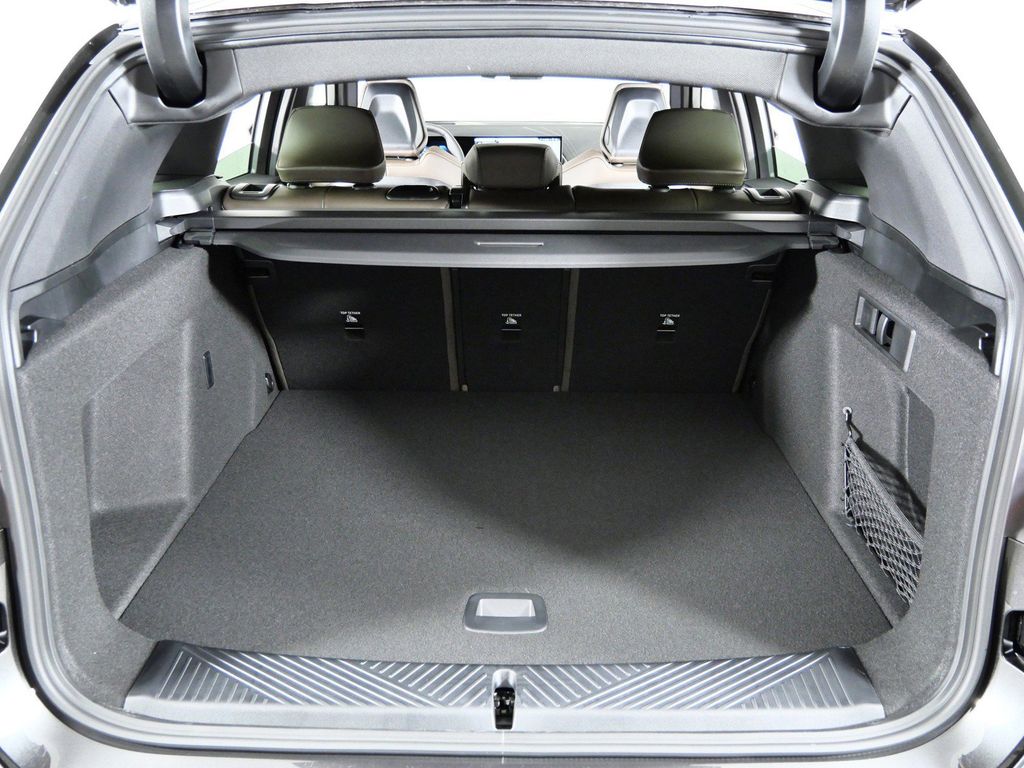 Thumbnail: 2026 BMW X3 - 25