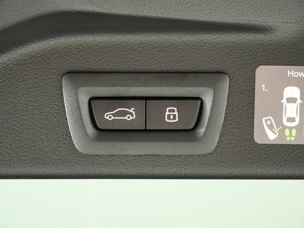 Thumbnail: 2026 BMW X5 - 31