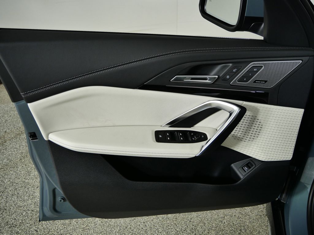 Thumbnail: 2026 BMW X1 - 31