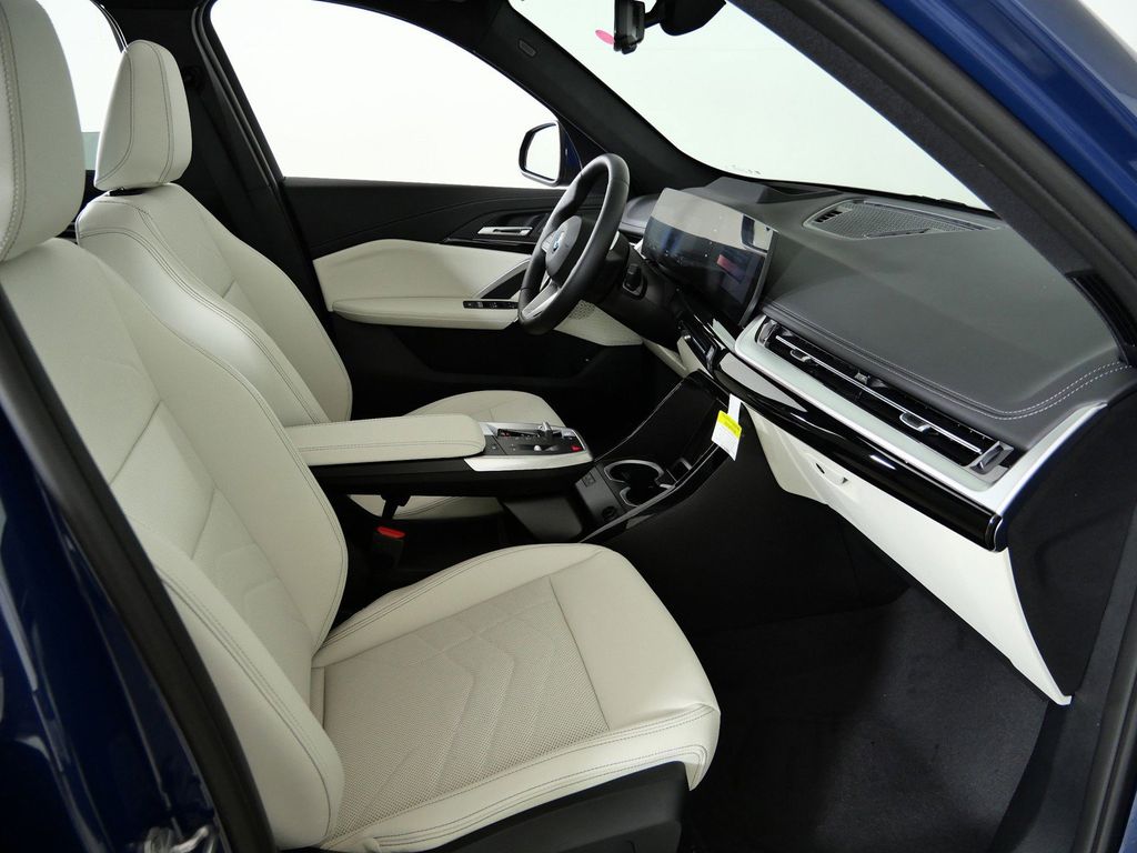 Thumbnail: 2026 BMW X1 - 20