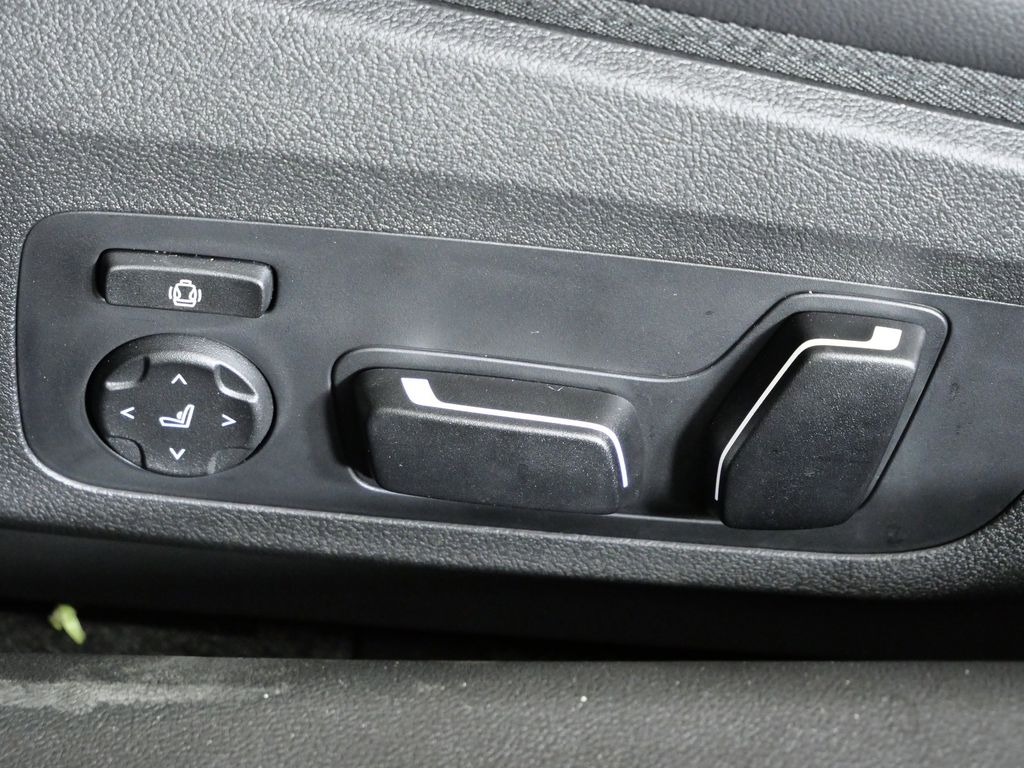 Thumbnail: 2026 BMW M2 - 33