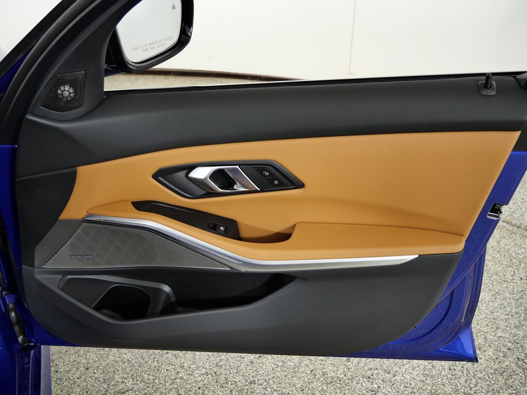 Thumbnail: 2026 BMW 3 Series - 19