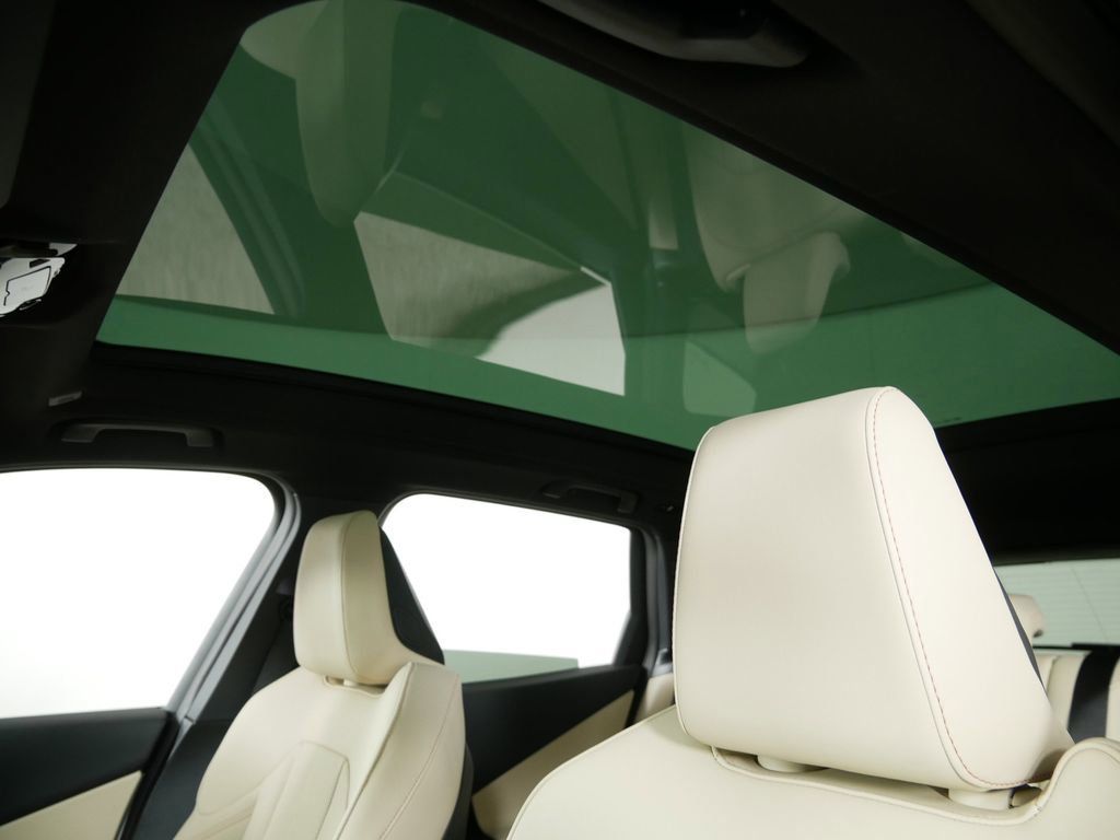 Thumbnail: 2025 BMW X3 - 21