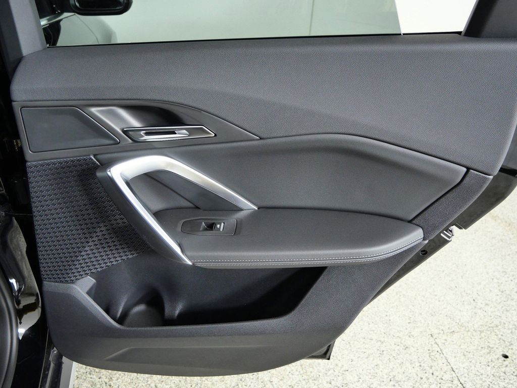 Thumbnail: 2026 BMW X1 - 23
