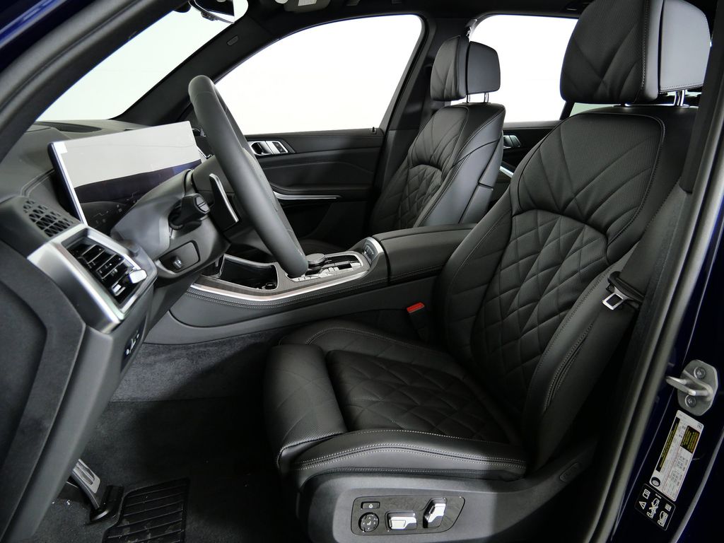 Thumbnail: 2026 BMW X5 - 36