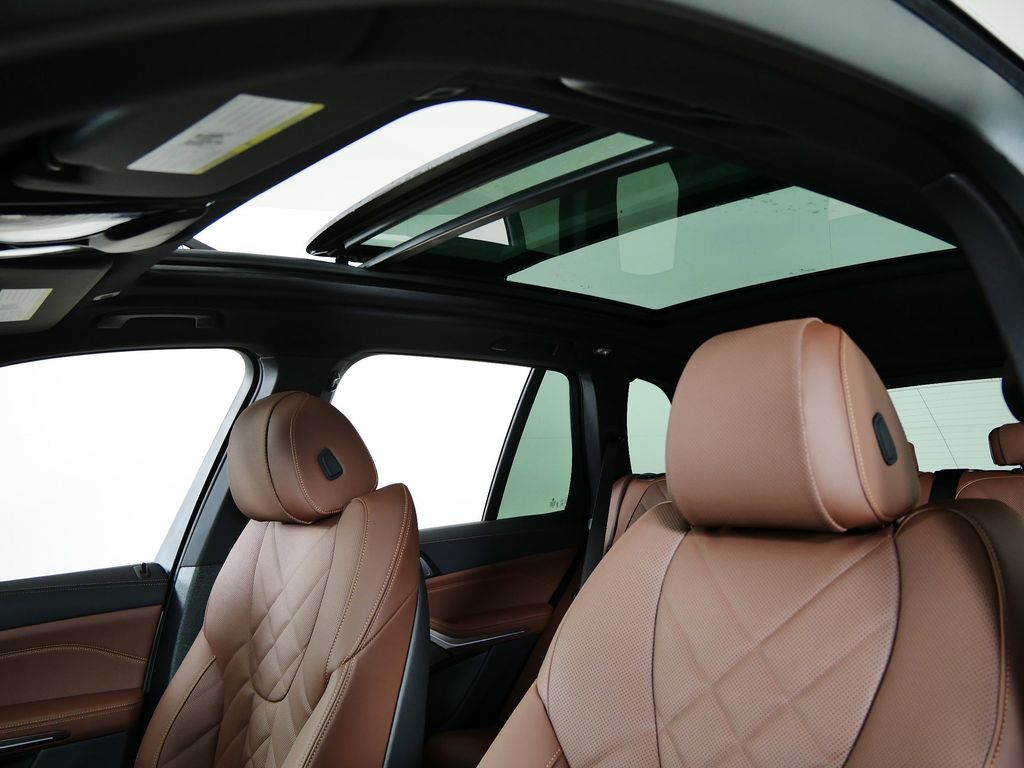 Thumbnail: 2026 BMW X5 - 20