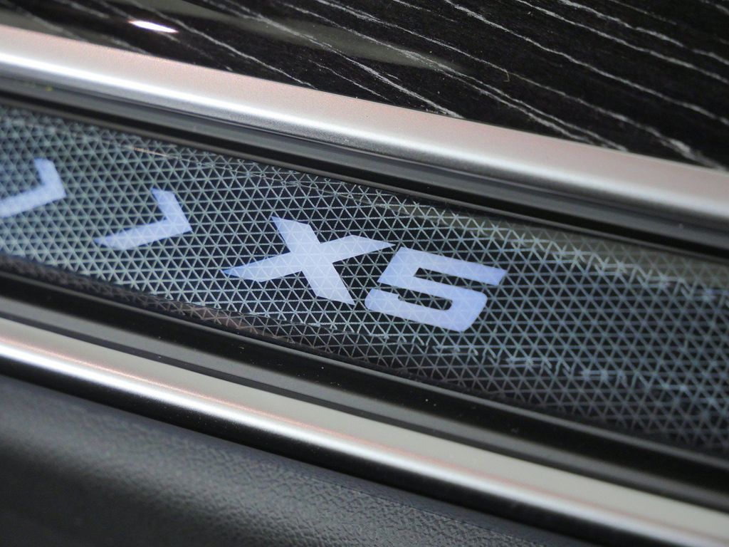 Thumbnail: 2026 BMW X5 - 24