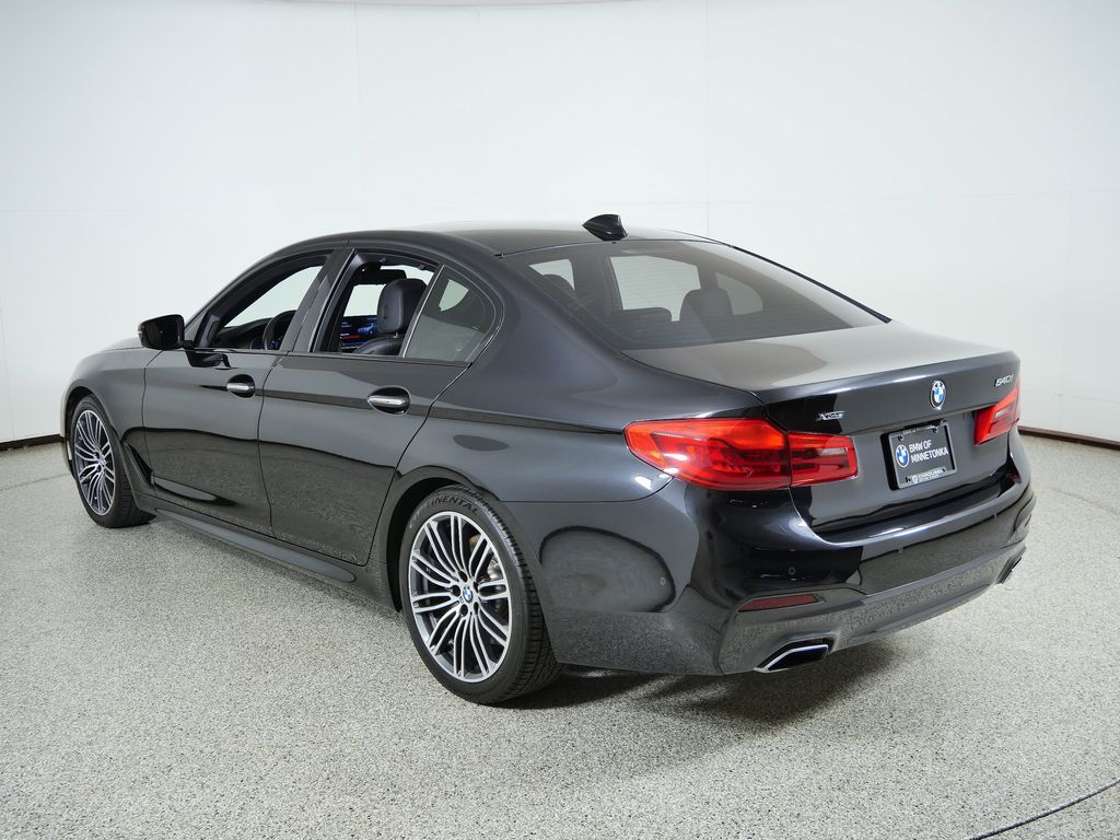 Thumbnail: 2017 BMW 5 Series - 14