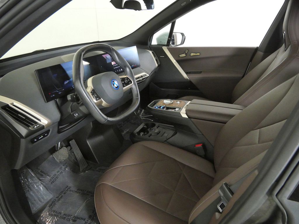 Thumbnail: 2024 BMW iX - 37