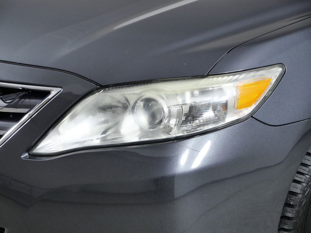 Thumbnail: 2011 Toyota Camry - 4