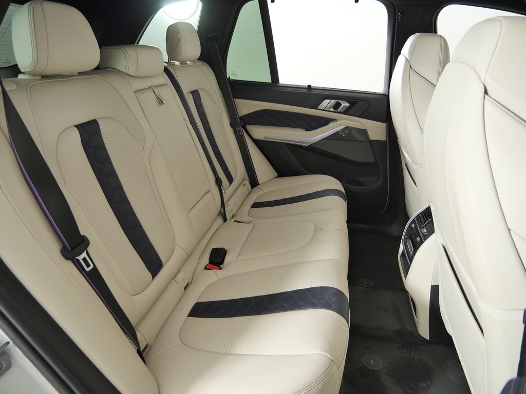 Thumbnail: 2023 BMW X5 - 25