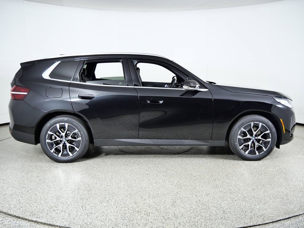 Thumbnail: 2026 BMW X3 - 10