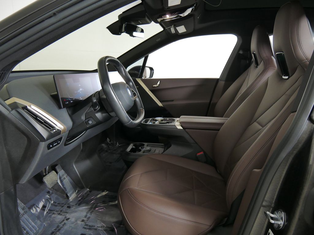 Thumbnail: 2023 BMW iX - 38