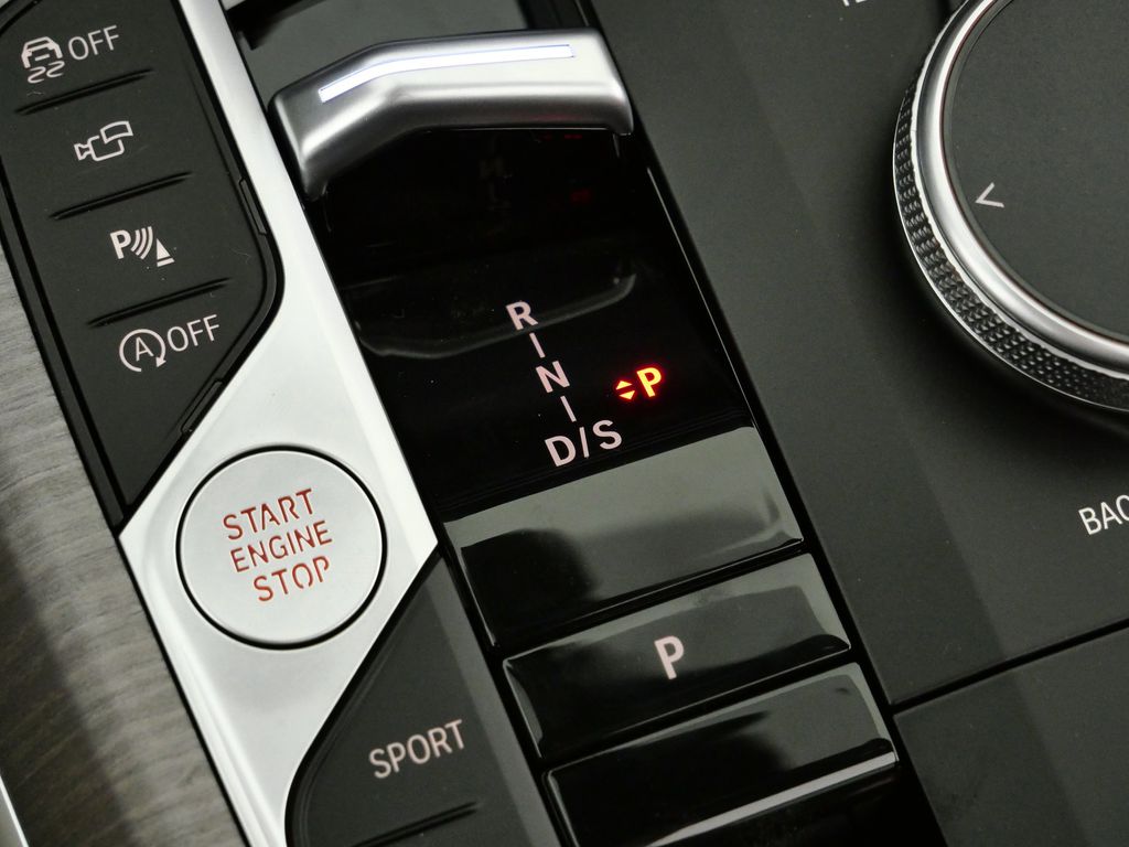 Thumbnail: 2026 BMW 3 Series - 46