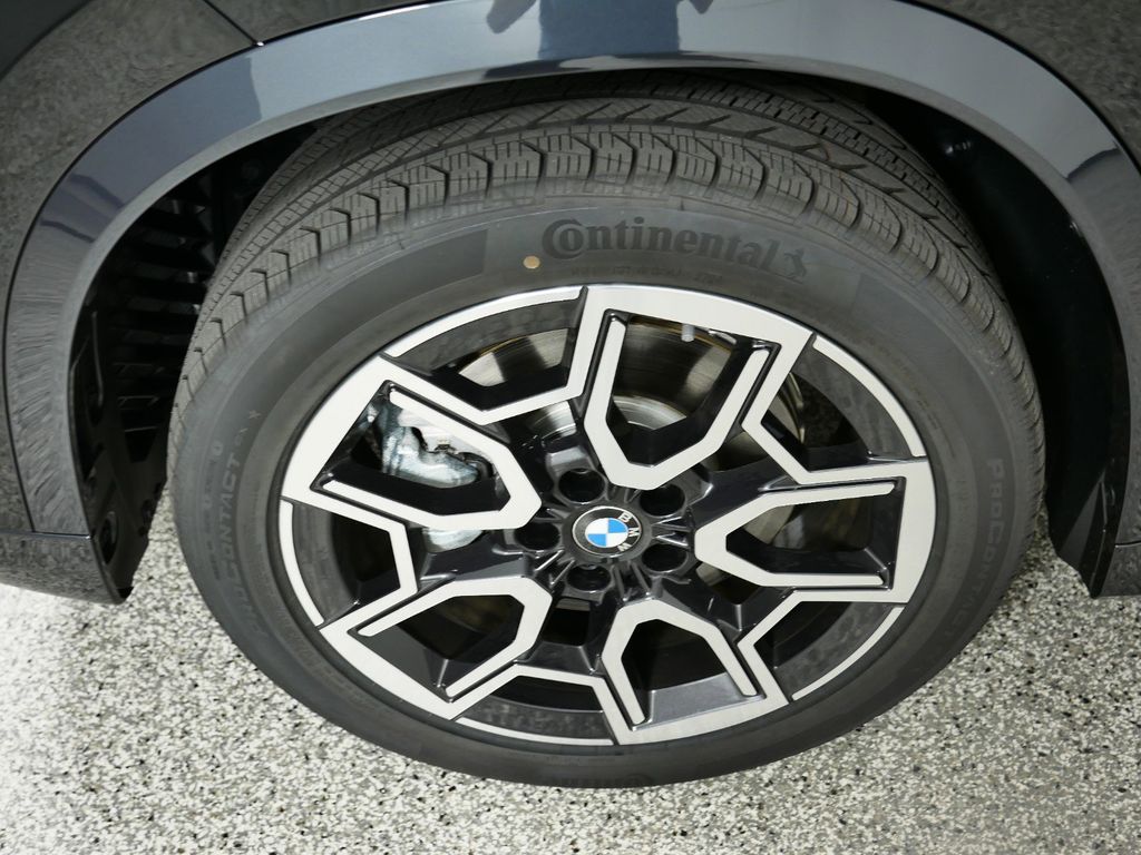 Thumbnail: 2025 BMW X1 - 18